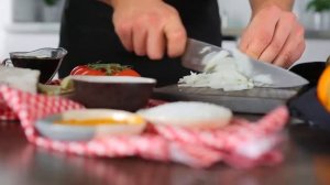 Стейк из палтуса с томатным соусом Мужская Кулинария