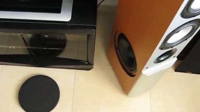 Peerless Bass Test - Bass I Love You смотреть онлайн