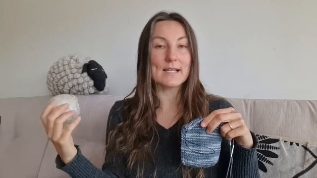 Vestido listo, compré 4 ovejas, bolsitas tejidas | Podcast de tejido - Ele Teje смотреть онлайн