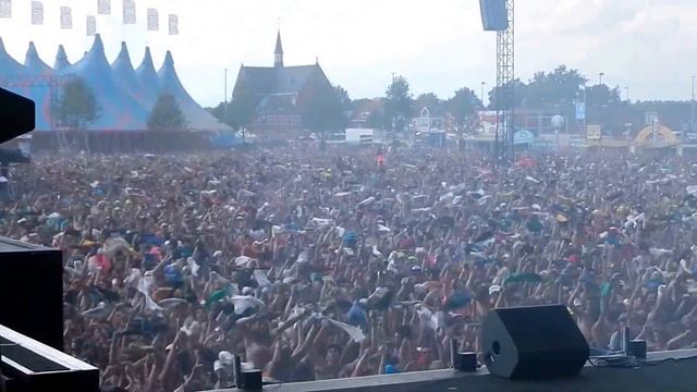 Major Lazer Pukkelpop 2013 (1) #ShirtsOff#Woppaaaaah! смотреть онлайн