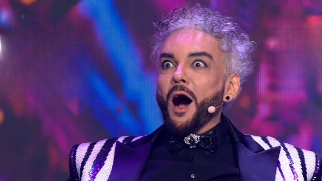 Шоу Маска 6 сезон - Премьера 09.02.2025 - кто стал пятым членом жюри? смотреть онлайн