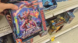 Rodimusbill New Toy Sighting- Legacy Cybertron Universe Starscream, Studio Shockwave, Transmetal Me