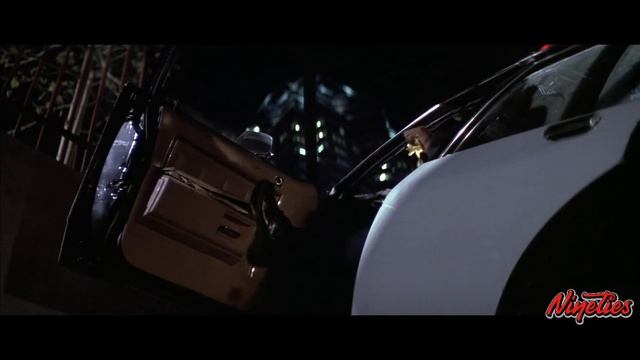 Die Hard (1988) (Vaughn Monroe - Let It Snow!) смотреть онлайн