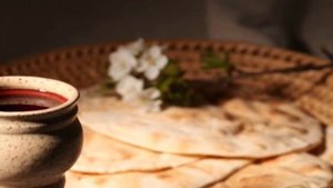 Страданья час уж наступал