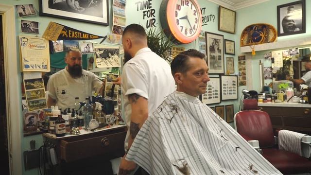 The Nite Owl Barber Shop Toronto Canada Haircut Harry Experience смотреть онлайн