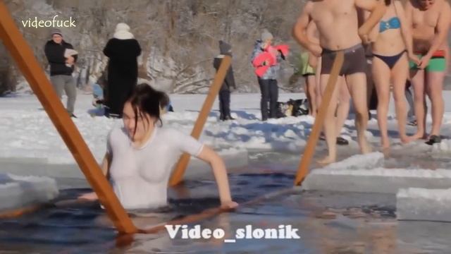 Мокрая майка Это надо видеть!!! смотреть онлайн