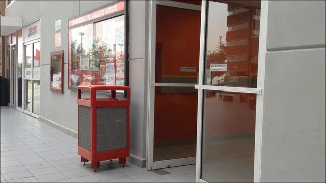 Throw Me, Please - We Put A Hidden Camera... смотреть онлайн