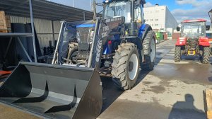 Трактор Lovol 1304 с погрузчиком Турс 2000