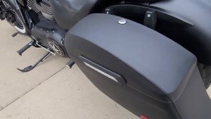 Viking Lamellar Hard Saddlebags Solve Luggage Issues For Victory High Ball Motorcycle