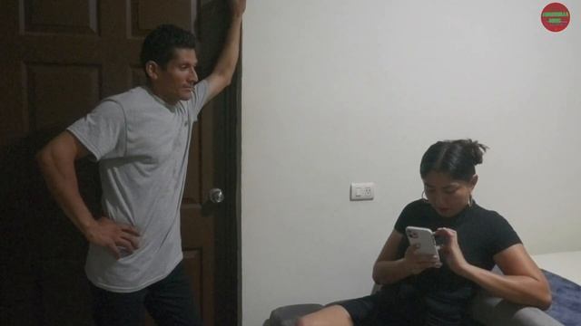 -Mujer Creyó Que Su Marido Le Daria Una Sorpresa Linda. ,Mira Lo Que Hizo- смотреть онлайн