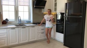 Кухня неоклассика в загородном доме от компании Кухнев. Отзыв.