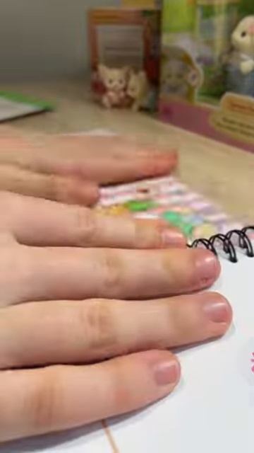 Бумажные сюрпризы sylvanian families!