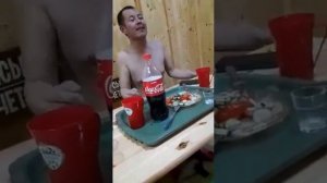 кегейлиден суу алган Кыз живой  дауыста