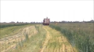 Прицепной кукурузный комбайн