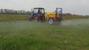 Опрыскиватель прицепной широкозахватный с гидравлической штангой