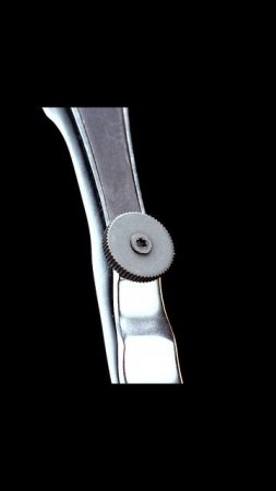 Трещотка 3/8", 72 зуба, с доводчиком, Licota ALH-20053
