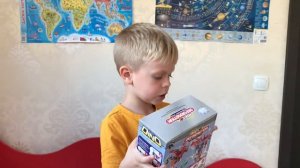 Распаковка робота трансформера Deformation Dino Toy