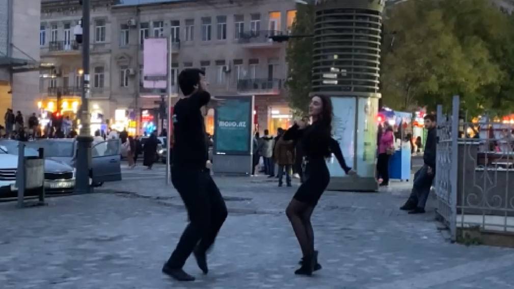 Взорвала Девочка Танцует Супер Лезгинка 2025 Lezginka Dance 28 May Baku ALISHKA Chechen Baku 28 May