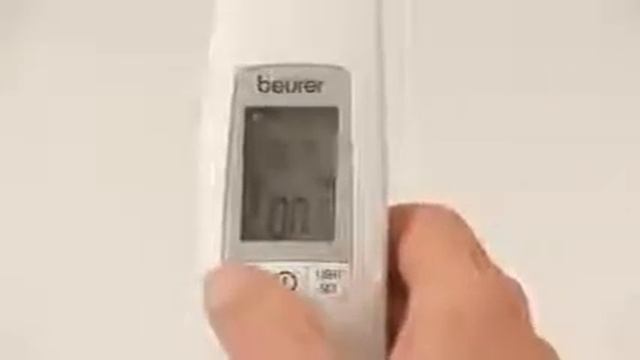 BEURER Bezdotykowy termometr lekarski FT 90 смотреть онлайн