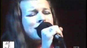 Мілла Йовович   Ой у гаю при Дунаю, соловей співає