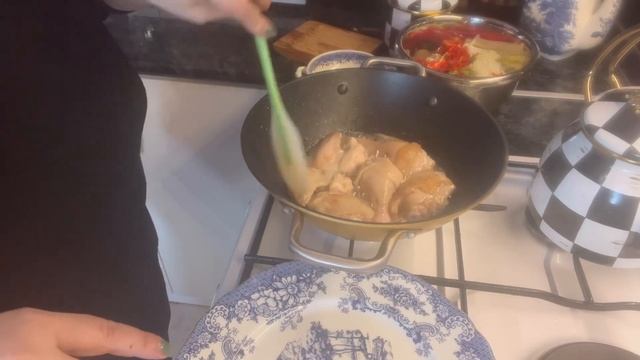 Чахохбили из курицы.#вкуснаяеда #вкусноипросто #