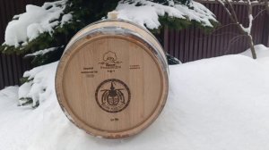 Заливаем белое вино в дубовые бочки!!!