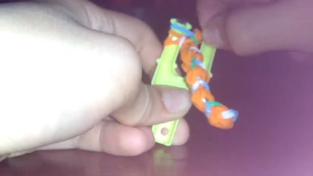 Браслет из резинок на рогатке смотреть онлайн