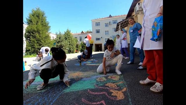 День защиты детей (только дети, 59 секунд) смотреть онлайн