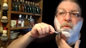 A Review: The Merkur 37C HD Slant Bar Razor vs A DE 89 Style Razor