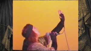 Ретро-блок "Мои любимые песни" исполняет Валентина Игнатьева