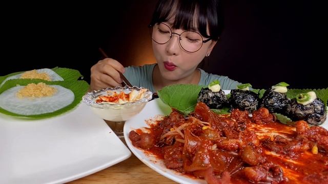 매콤쫄깃 쭈꾸미볶음 먹방 리얼사운드 Seafood eating show/海産物モッパン/海鲜吃法/การแสดงการกินอาหารทะเล/Chương trình ăn hải sản
