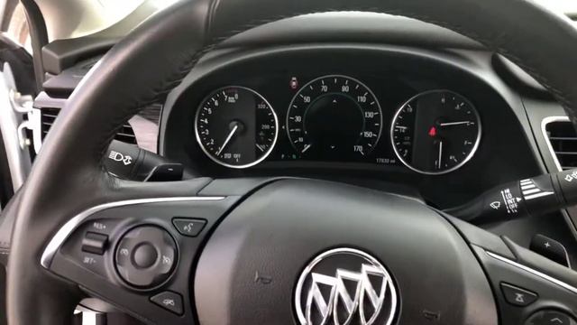 2018 Buick LaCrosse Essence смотреть онлайн