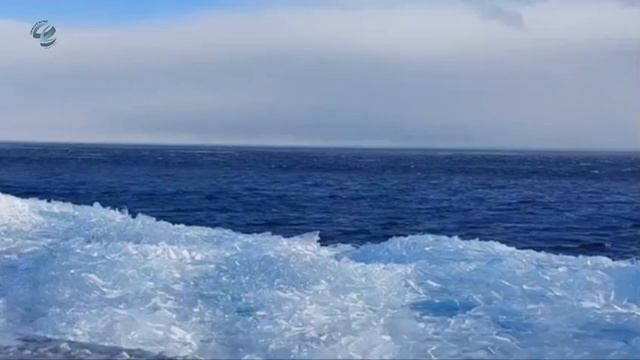 Байкал снова оголился, ветром снесло лёд в районе метеостанции "Солнечная"