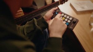 Unlock Your Creativity with the Easyplay 1s  Portable, Easy to Start Music Keyboard !