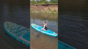 Амазонки впервые катаются на сапборде! 🤣 #семья #сапборд #прикол #юмор