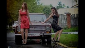 Жигули ВАЗ-2101 и девушки
