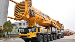 Колесный кран XCMG XCA4000 BAUMA 2024