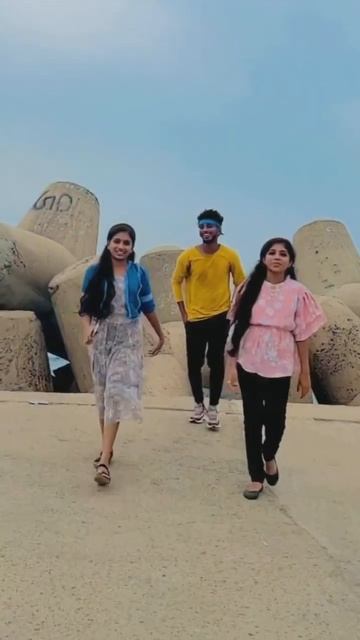 Varan thirumba varan #tranding #shorts #reels #niviarmy#SonaNila #dance#jrf #viral #JustRelaxFunLif