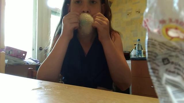 эксперимент с ватным диском и шампунем.часть 1 смотреть онлайн