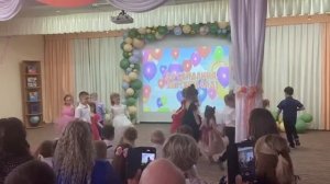 Танец "Полечка для маленьких сандаликов"