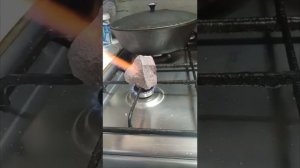 Малиновый кварцит, ты ли это? не покупайте  для внутренней каменки пока не посмотрите это видео. 2ч