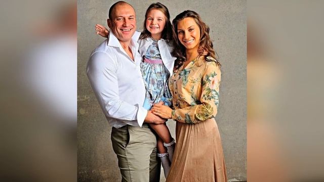 Сыновья актеров Евгении Ахременко и Константина Соловьёва, которых он так и не признал смотреть онлайн