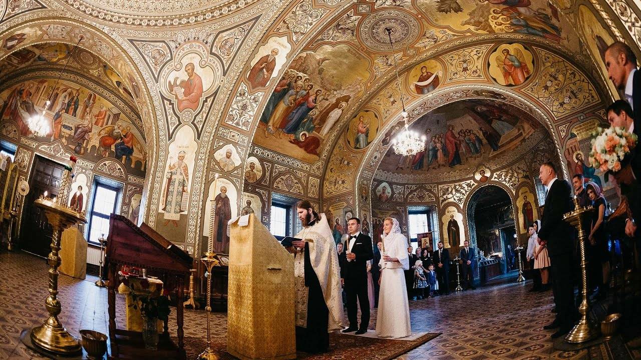 Видео Венчания в церкви Введения во Храм Пресвятой Богородицы в Москве. Фото и видеосъемка Венчания. смотреть онлайн
