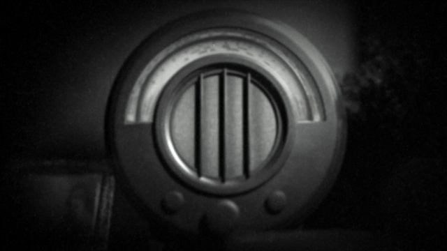 The War Of The Worlds 1934 - Radio Broadcast - Urgent News Bulletin смотреть онлайн