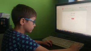 Smartykids Варна Цветен квартал: Умножение на двуцифрено по трицифрено 🤩😍