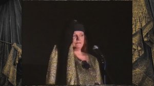 Песню "Лозунги Жанны Д`Арк" исполняет Валентина Игнатьева