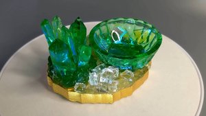 Солонка с кристаллами