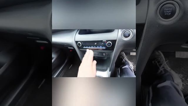 Видеоотчет по автомобилю Toyota Yaris Cross 2020 год выпуска. смотреть онлайн