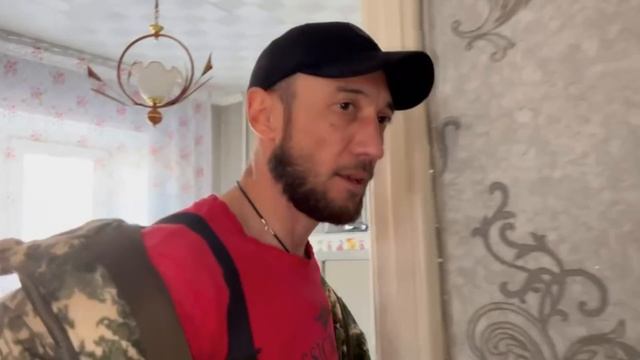 НОВАЯ ЖИЗНЬ - СЕРЁГИ ГОРЕЛОГО | Серёга Горелый #1 | #Помощь #Помощьлюдям #Добро #Бомжи смотреть онлайн