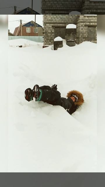 Пример неудачного сальто. Не повторять! #shorts#сальто#падения#упал#прыжок#kidsfun#winterfun#опасно смотреть онлайн